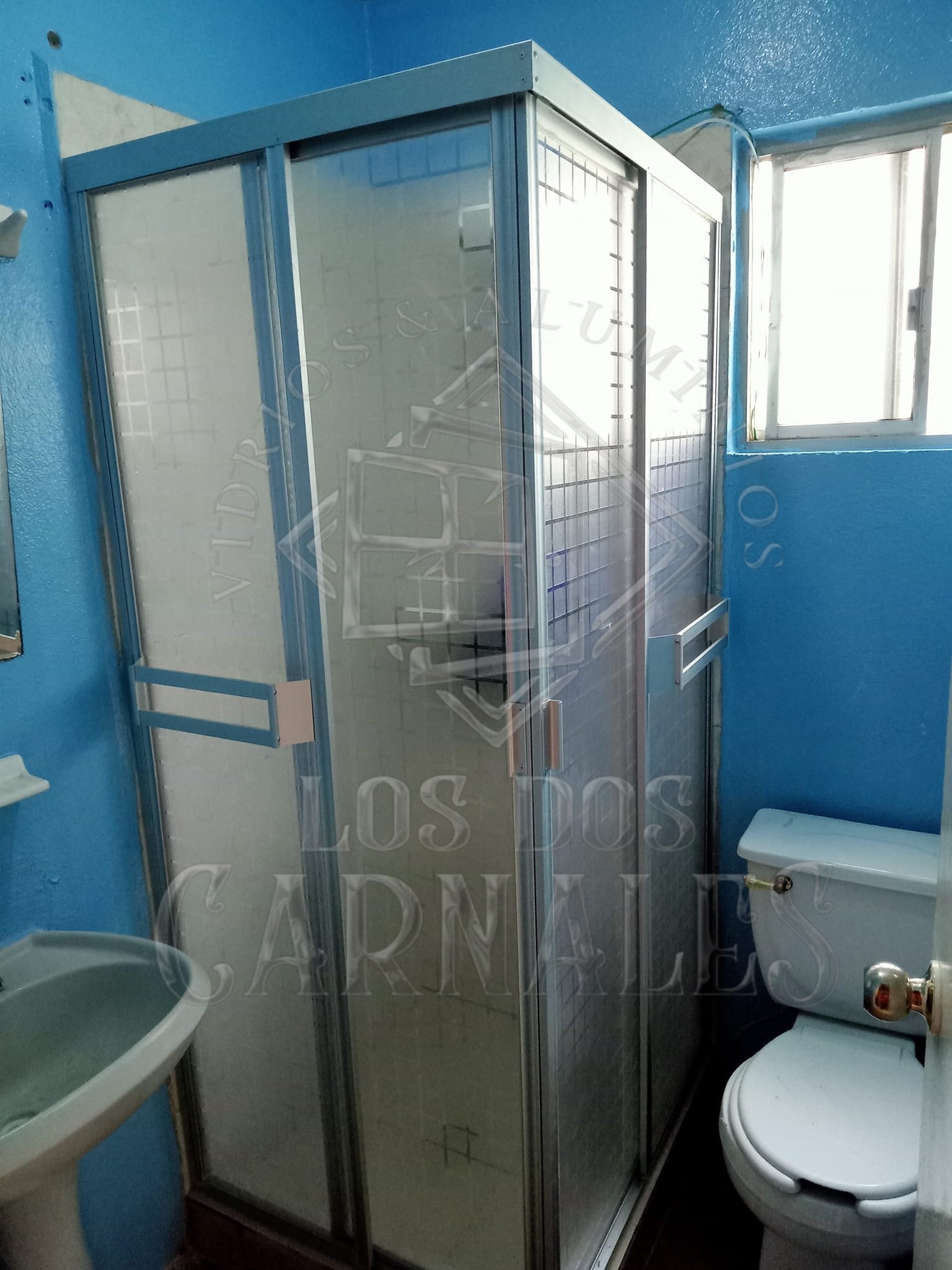 Canceles de Baño en Policarbonato Cristal Templado y Herrajes de Acero Inoxidable Chihuahua