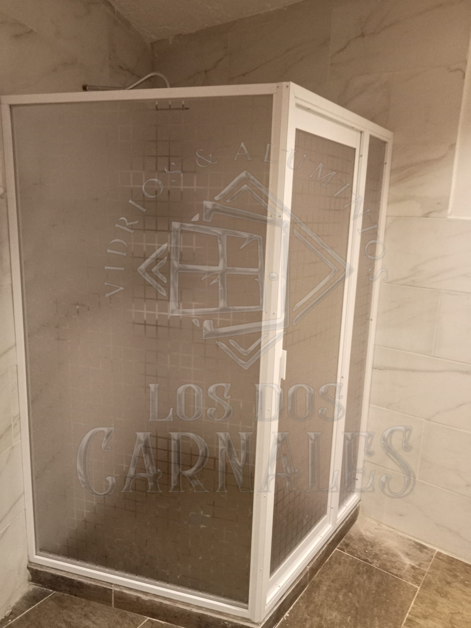 Canceles de Baño en Policarbonato Cristal Templado y Herrajes de Acero Inoxidable Chihuahua